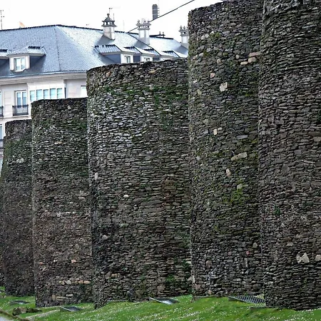 Albergue Lug 2 Vandrerhjem Lugo