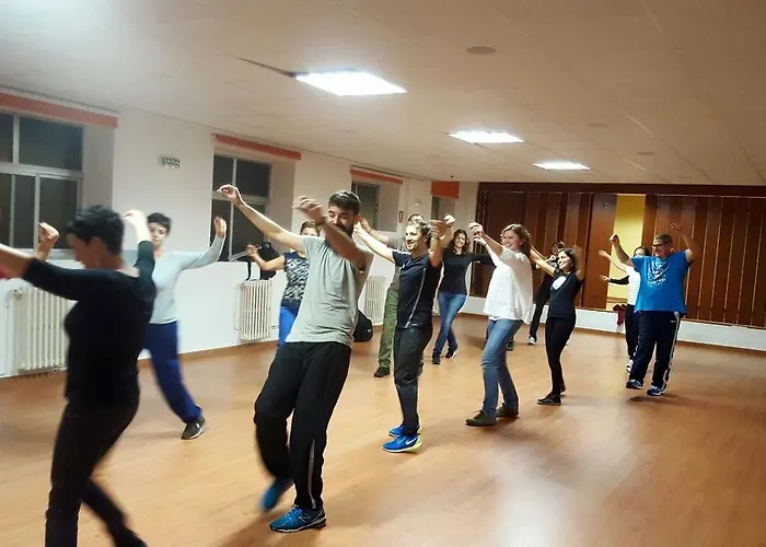 Hostel Albergue Lug 2 *