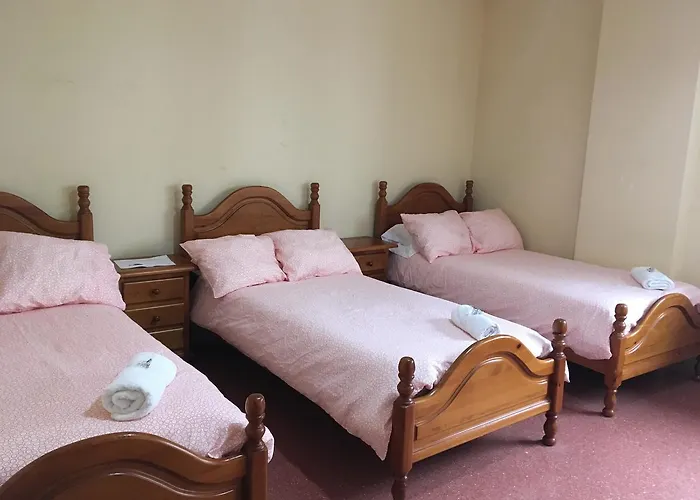 Hostel Albergue Lug 2 *